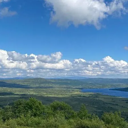 Feriehus Historic Log With Views Of Jotunheimen